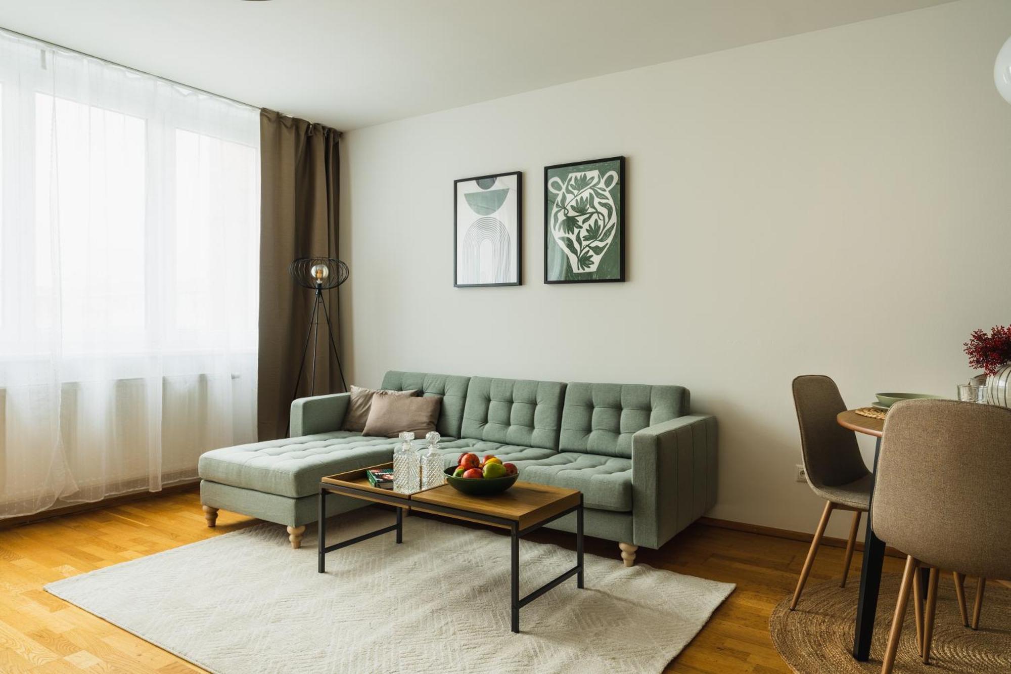 Business & Family Ambiente Apartments Bratislava Exterior foto