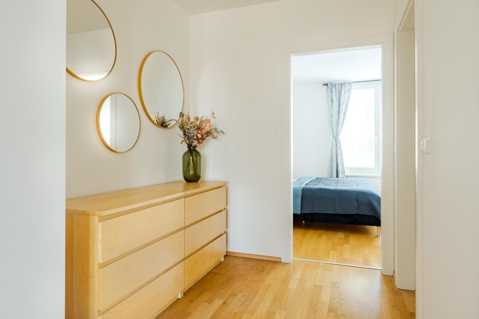 Business & Family Ambiente Apartments Bratislava Exterior foto