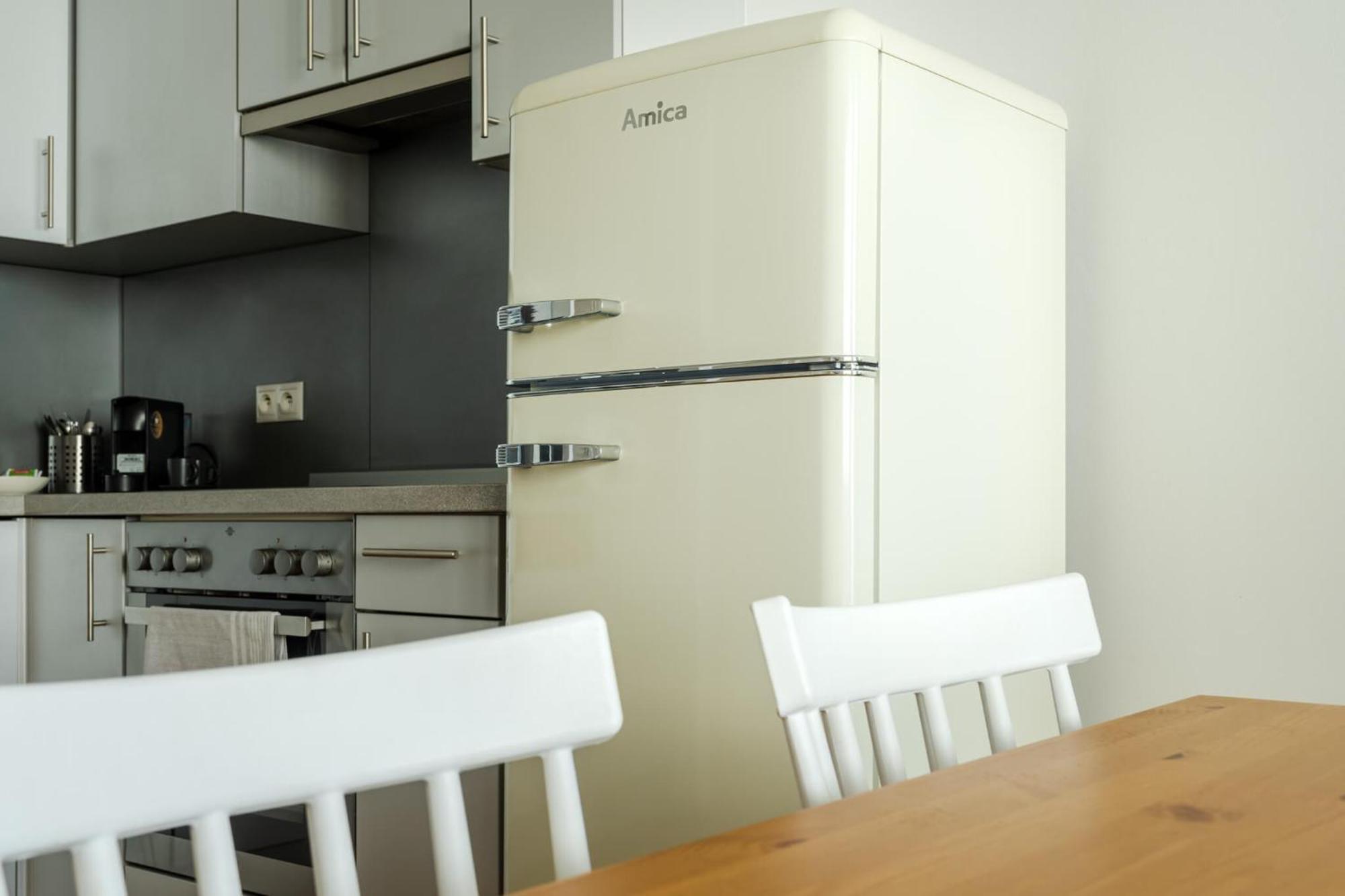Business & Family Ambiente Apartments Bratislava Exterior foto