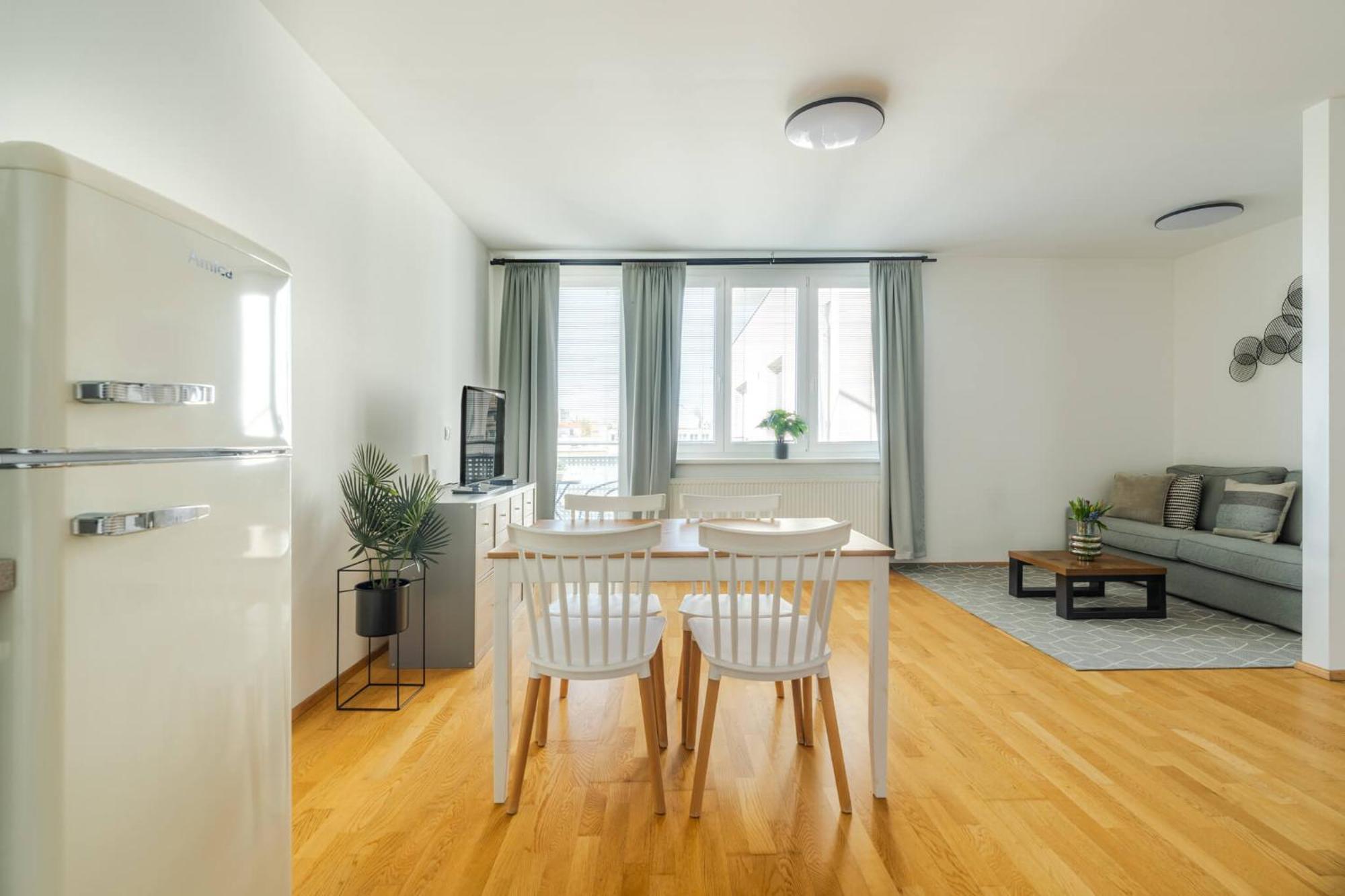 Business & Family Ambiente Apartments Bratislava Exterior foto
