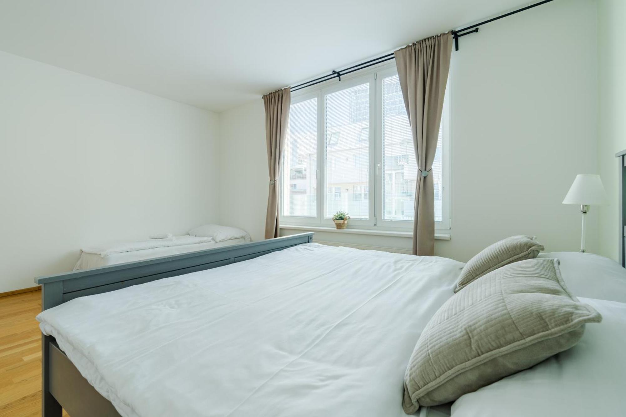 Business & Family Ambiente Apartments Bratislava Exterior foto